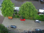 uitzicht op een deux chevaux vanuit de watertoren